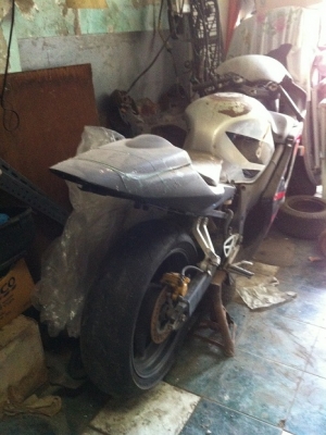 ขายถูก cbr600f4i ไม่มีเครื่อง 25000!!!!