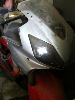 ขายถูก cbr600f4i ไม่มีเครื่อง 25000!!!!