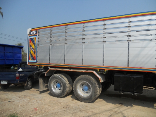 ขายด่วน 10ล้อ 2 เพลา ร็อกกี้ คัชซีรุ่นเล็ก 2เพลาดั้ม,แอร์พร้อม สภาพดี,ราคากันเอง