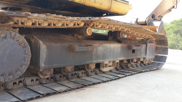 ขายด่วนCAT320เวอร์ช้นทูสภาพพร้อมใช้สุดๆเอกสารเล่มทะเบียนโทร0801515451