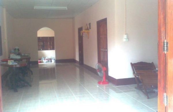 ขายบ้านพร้อมที่ดิน อยู่ข้างค่ายทหารศรีสองรัก ต.ศรีสองรัก อ.เมือง จ.เลย ถนนเส้นเชียงคาน-เมืองเลย