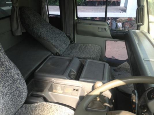 รถบรรทุกสิบล้อ Hino 195 แรงม้า รุ่น FL3HNKA พร้อมใช้งาน เอกสารพร้อมโอน