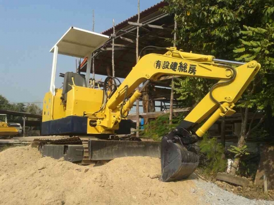 ขายด่วน แม็คโค PC20  เอวสไลด์เครื่องเดิม สัญญาซื้อขาย