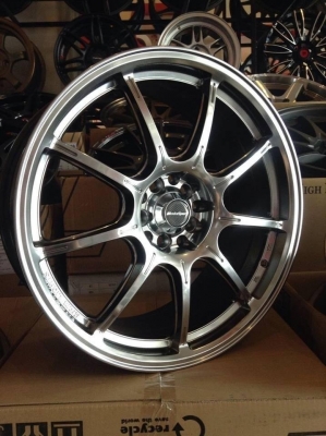 ขายแม็กขอบ18 พร้อมยางใหม่ถูกมีชุดเดียวเท่านั้นครับ