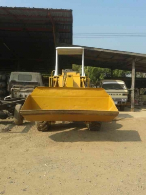 ขายรถตักโคมัสสุ 510 เอวอ่อน สัญญาซื้อขาย พร้อมใช้งาน ขายรถตักโคมัสสุ 510 เอวอ่อน สัญญาซื้อขาย พร้อมใช้งาน