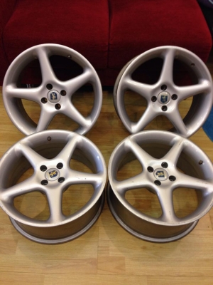 ขายโล๊ะแม็คแท้  ราคาหลักพัน  4 ชุด