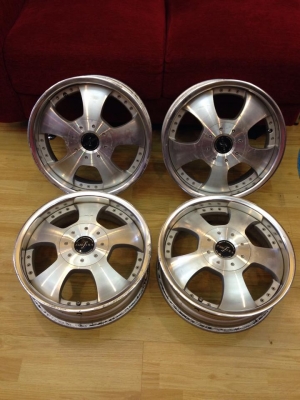 ขายโล๊ะแม็คแท้  ราคาหลักพัน  4 ชุด