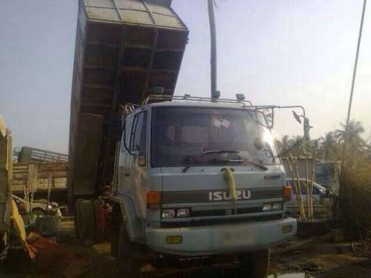 ขายรถบรรทุกสิบล้อดั๊มพ์ Isuzu นางฟ้าแท้ R เครื่องเดิม เกียร์เดิม กระบะมิเนียมแผงข้างเหล็ก ทะเบียนพร้อม