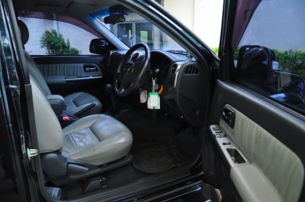 ลดราคาขายด่วน!!! ISUZU D-MAX HILANDER ปี 2008 เดิมๆไม่มีชน และทำสี รถมือเดียว ลดราคาขายด่วน!!! ISUZU D-MAX HILANDER ปี 2008 เดิมๆไม่มีชน และทำสี รถมือเดียว