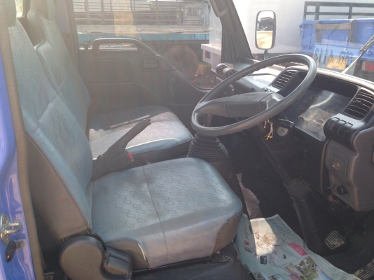 4ล้ออีซูซุNKR(รถห้าง)100HP