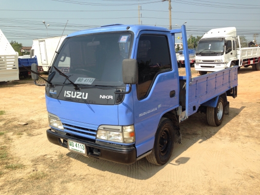 4ล้อIsuzu NKR