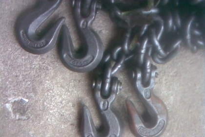 โซ่ญี่ปุ่นเนื้อเหล็กสวยครับเป็นของญี่ปุ่นครับ มีเลขนับเบอร์ตามข้อ  6  เมตร สภาพพร้อมใช้งานครับราคานี้คุ้มครับ