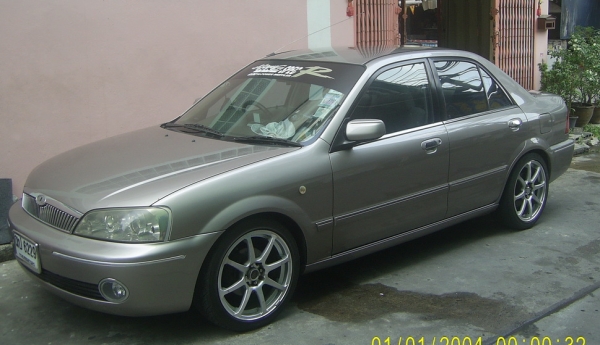 ขาย ford tieerra 1.8 ปี2004 แก๊ส 120000 ด่วน 092-2685586