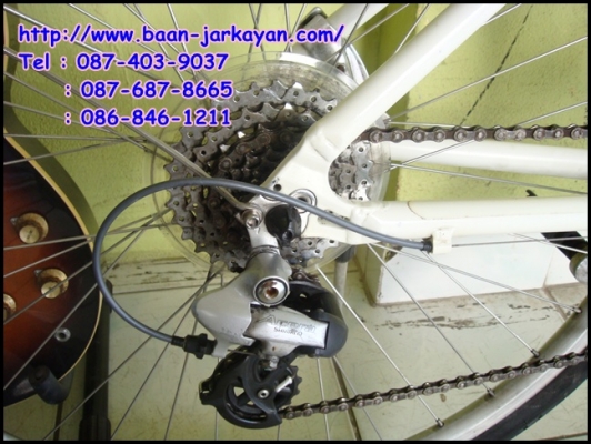 จักรยาน ทัวร์ริ่ง Giant CS3000 สีขาว เทา จักรยาน ทัวร์ริ่ง Giant CS3000 สีขาว เทา