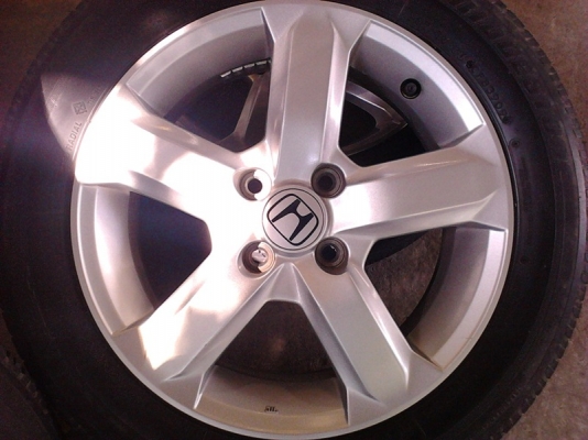 ขายถูก ๆ แม็กซ์ พร้อมยางทั้งชุด ขอบ 15