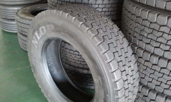ยางRADIALใหม่ 10 ล้อ DUNLOP 275/80R22.5 ปี 2012
