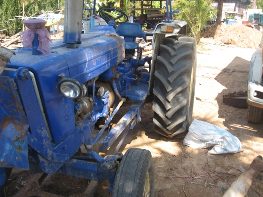 ขายรถไถ