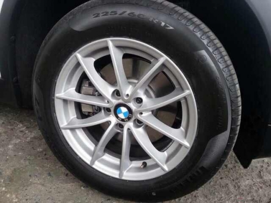 ขายล้อBMW-X-3 ถอดจากศูนย์ป้ายแดงยางปลายปี2013