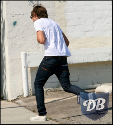 Nudie THIN FINN DRY STRETCH 4 Year TFDS เป็นรุ่นที่ตอนนี้เลิกผลิตแล้ว ( 'FADE' สวยธรรมชาติ ซัก 1 ครั้งด้วย 'Woolite Black' )