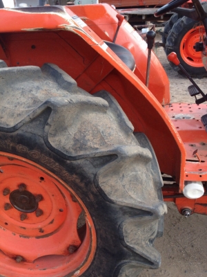 ขายคูโบต้าL4508 พร้อมดันหน้า สภาพเดิมๆพร้อมเล่มทะเบียน สนใจติดต่อ088-4267077จัดส่งกระบี่คับ