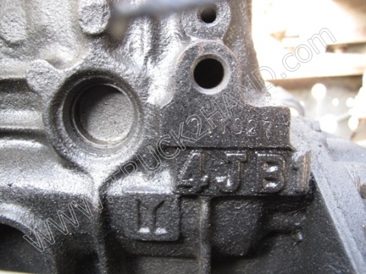 รถบรรทุก 4 ล้อ ยี่ห้อ ISUZU รุ่น NKR รถบรรทุก 4 ล้อ ยี่ห้อ ISUZU รุ่น NKR