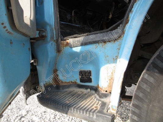 รถบรรทุก 4 ล้อ ยี่ห้อ ISUZU รุ่น NKR รถบรรทุก 4 ล้อ ยี่ห้อ ISUZU รุ่น NKR