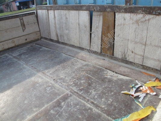 รถบรรทุก 4 ล้อ ยี่ห้อ ISUZU รุ่น NKR รถบรรทุก 4 ล้อ ยี่ห้อ ISUZU รุ่น NKR