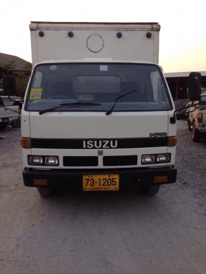 N.P R. 115 ยาว 5 เมตร รถห้างเเท้ ปี 95 คัชซีสวยไม่มีที่ติ พร้อมตู้เเห้ง N.P R. 115 ยาว 5 เมตร รถห้างเเท้ ปี 95 คัชซีสวยไม่มีที่ติ พร้อมตู้เเห้ง