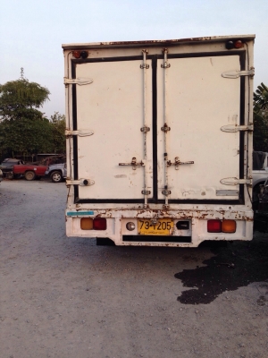 N.P R. 115 ยาว 5 เมตร รถห้างเเท้ ปี 95 คัชซีสวยไม่มีที่ติ พร้อมตู้เเห้ง N.P R. 115 ยาว 5 เมตร รถห้างเเท้ ปี 95 คัชซีสวยไม่มีที่ติ พร้อมตู้เเห้ง