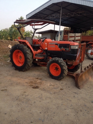 ขายคูโบต้าL4508 พร้อมดันหน้า สภาพเดิมๆ สนใจติดต่อ088-4267077จัดส่งจันทบุรี