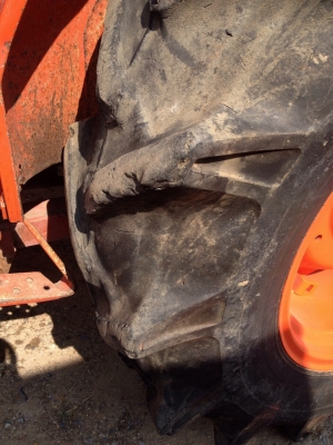 ขายคูโบต้าL4508 พร้อมดันหน้า สภาพเดิมๆ สนใจติดต่อ088-4267077จัดส่งจันทบุรี