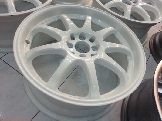 ขายถูก ล้อแม็กซ์17" มือ2 8/100-114.3 ใส่ vios city yaris mazda2 swift สภาพดี สวย ขาย4วง 9,000 บาท สนใจติดต่อ 089-6669061