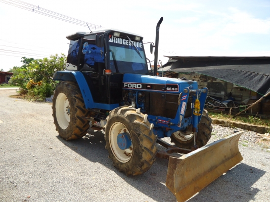 ขายฟอดร์6640  สนใจต่อรองได้