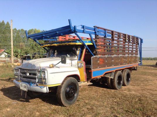 ***390,000*** 10 ล้อหัวยาว 2 เพลาใหญ่ช่วงล่าง FUSO เครื่อง HO7C 180 แรงม้า เกียร์ HO คัสซีสวยตลอดเส้นไม่มีบวม สโลว์เกียร์กลาง คานหน้าใหญ่ ยางเต็มทั้ง 10 เส้น ทะเบียนพร้อมโอนครับ