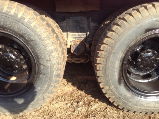 ***390,000*** 10 ล้อหัวยาว 2 เพลาใหญ่ช่วงล่าง FUSO เครื่อง HO7C 180 แรงม้า เกียร์ HO คัสซีสวยตลอดเส้นไม่มีบวม สโลว์เกียร์กลาง คานหน้าใหญ่ ยางเต็มทั้ง 10 เส้น ทะเบียนพร้อมโอนครับ