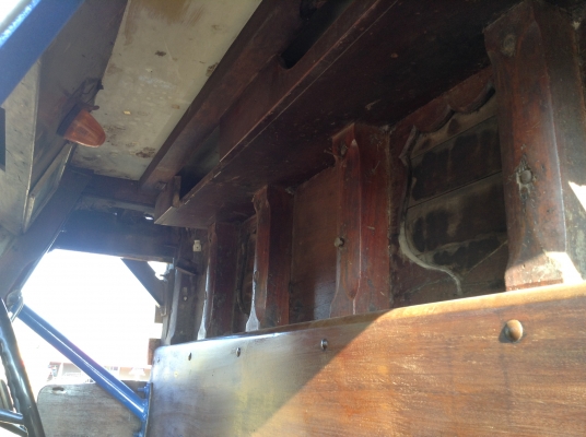 ***390,000*** 10 ล้อหัวยาว 2 เพลาใหญ่ช่วงล่าง FUSO เครื่อง HO7C 180 แรงม้า เกียร์ HO คัสซีสวยตลอดเส้นไม่มีบวม สโลว์เกียร์กลาง คานหน้าใหญ่ ยางเต็มทั้ง 10 เส้น ทะเบียนพร้อมโอนครับ