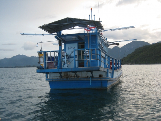 ขายด่วนเรือท่องเที่ยวดำน้ำ-ตกปลา(ราคาถูก) ขายด่วนเรือท่องเที่ยวดำน้ำ-ตกปลา(ราคาถูก)