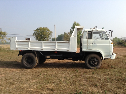 ขาย 6 ล้อดั้ม ISUZU เครื่อง 6BB1 145 แรงม้า (คัสซีหัวยาว)สวยตลอดเส้น เกียร์ร็อคกี้ เฟืองท้ายใหญ่จัมโบ้ พวงมาลัยพาวเวอร์ ยางเต็ม ทุกอย่างเขียนแบบลงเล่มเรียบร้อย ทะเบียนเต็มพร้อมโอนครับ