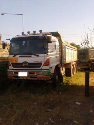 ขายด่วน รถสิบล้อ hino 320 ปี51 ดั้มเนียม พ่วงแม่ลูก 3คานแท้