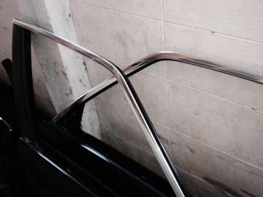 ขายโครงประตูเปล่า bmw e30 จำนวน4บาน ตัวละ500บาท สภาพดีไม่ผุทรงดีไม่มีบุบ รวม2400บาท โทร0875077464โส กทม