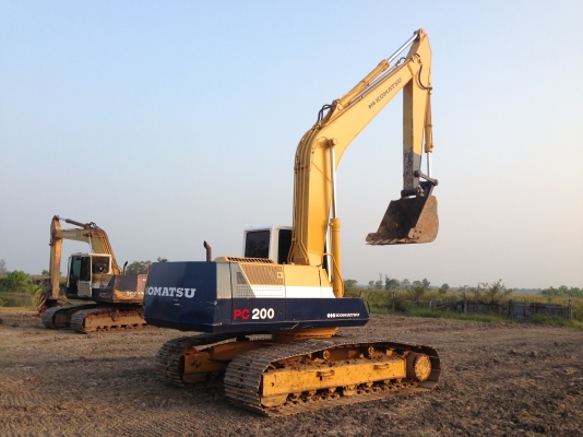 ขาย KOMATSU PC200-5 คอนโทรนสั้น สภาพสวย ตอนนี้รถอยู่หน้างาน ที่กบินทร์บุรีครับ (เจ้าของขายเอง) สนใจติดต่อโดยตรง 081-4283210 ขาย KOMATSU PC200-5 คอนโทรนสั้น สภาพสวย ตอนนี้รถอยู่หน้างาน ที่กบินทร์บุรีครับ (เจ้าของขายเอง) สนใจติดต่อโดยตรง 081-4283210