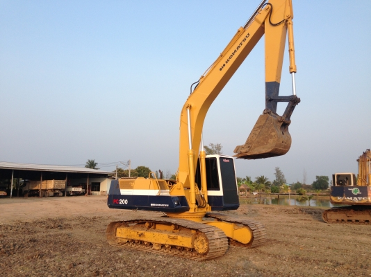 ขาย KOMATSU PC200-5 คอนโทรนสั้น สภาพสวย ตอนนี้รถอยู่หน้างาน ที่กบินทร์บุรีครับ (เจ้าของขายเอง) สนใจติดต่อโดยตรง 081-4283210 ขาย KOMATSU PC200-5 คอนโทรนสั้น สภาพสวย ตอนนี้รถอยู่หน้างาน ที่กบินทร์บุรีครับ (เจ้าของขายเอง) สนใจติดต่อโดยตรง 081-4283210