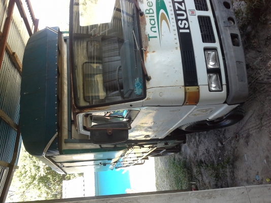 ขายสี่ล้อกลาง