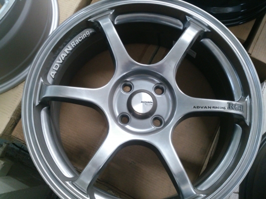 ขายแม็กใหม่ล้างสต๊อก มีทั้งขอบ15, 16, 17  มีทั้ง 4รู100/114 ,5รู100/114 และ6รู139.7 จำนวน 45 ชุด ราคา6500/ชุด  (ไม่มีตำหนิ) มาก่อนเลือกก่อน ราคาคุยกันได้ (มีจำนวนจำกัด)