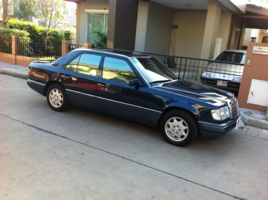 BENZ W124 ออฟชั่นของ CODE C ใช้น้อย สภาพดีมาก BENZ W124 ออฟชั่นของ CODE C ใช้น้อย สภาพดีมาก