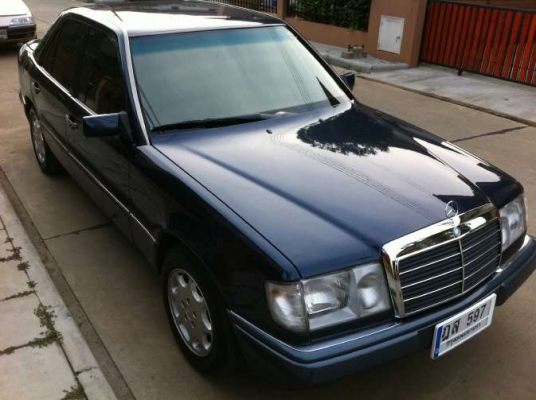BENZ W124 ออฟชั่นของ CODE C ใช้น้อย สภาพดีมาก BENZ W124 ออฟชั่นของ CODE C ใช้น้อย สภาพดีมาก