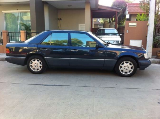 BENZ W124 ออฟชั่นของ CODE C ใช้น้อย สภาพดีมาก BENZ W124 ออฟชั่นของ CODE C ใช้น้อย สภาพดีมาก