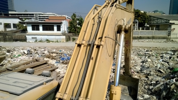 PC200-7 รถแห้งทั้งคัน สีเดิม ช่วงล่างสวย เอวไม่ขยับ ปี*2006 ชม.ประมาณ8000. มีเล่มพร้อม...