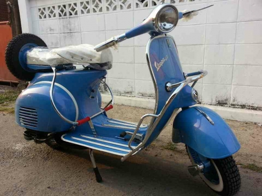 ขาย vespa64 อินเดีย ทะเบียนพร้อมโอน สีฟ้ามุข เครื่องผ่าใหม่ ของแต่งสวยงาม ราคา 75,000 บาท รับเทรินครับ