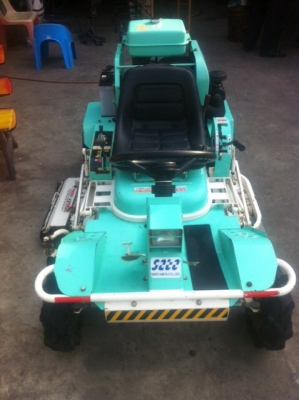 ขายรถตัดหญ้านั่งขับ Kubota นำเข้าญี่ปุ่น